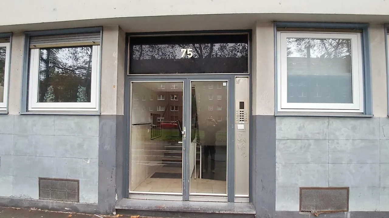 Apartment Weinsberg Köln 0*,